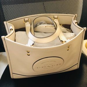 Almost new Coach white leather tote
